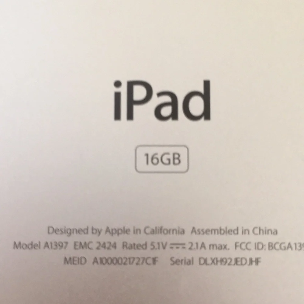 Apple I pad 16G 3G and accessories